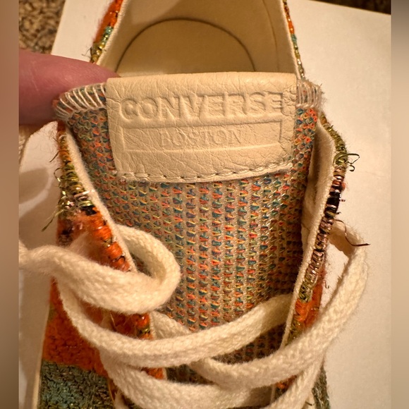 CONVERSE CHUCK TAYLOR. One-of-a-kind. Custom-designed. - Picture 13 of 13